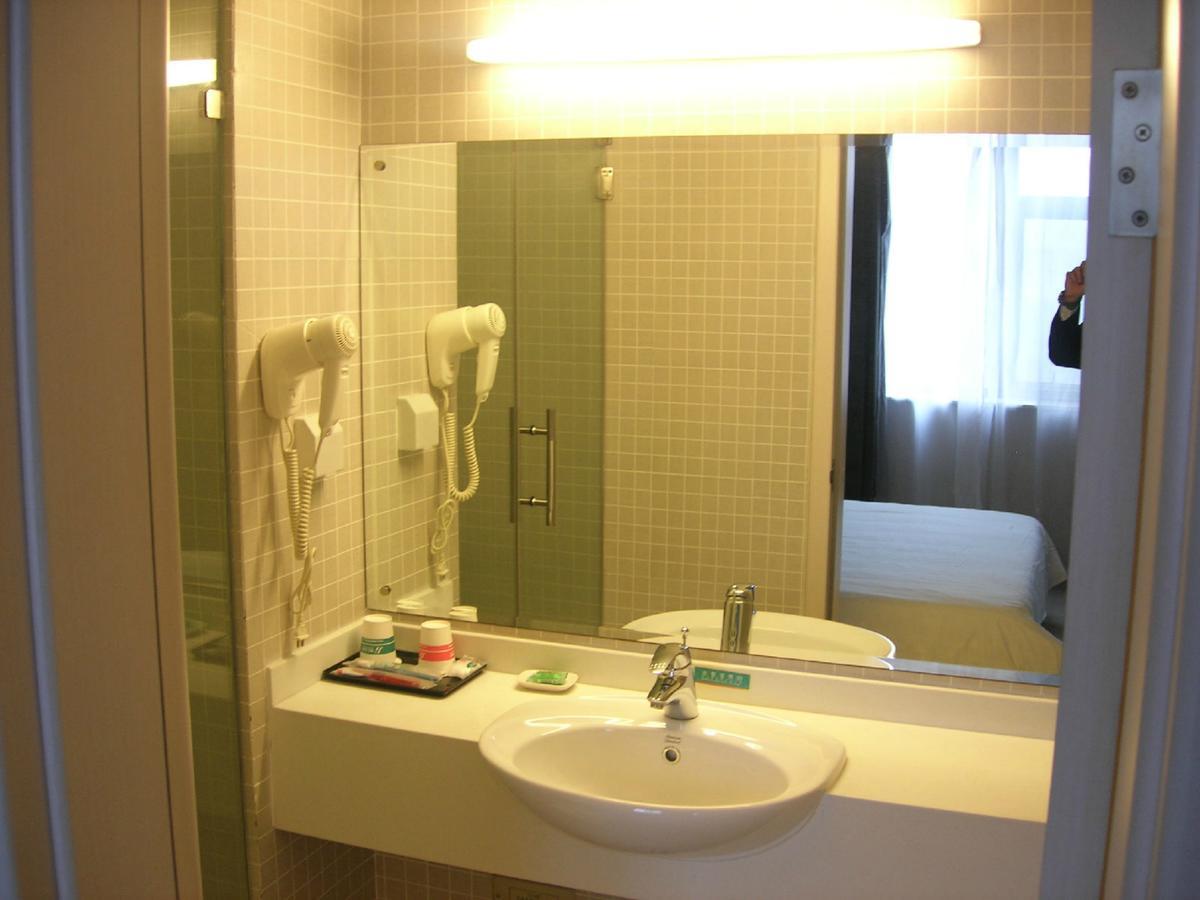 Jinjiang Inn Shenyang North Railway Station Huigong Square Ngoại thất bức ảnh